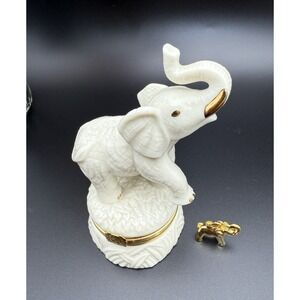 Lenox "The Good Luck‎ Elephant" Porcelain Trinket Box With Charm, Mint Condition